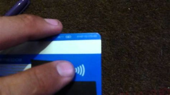 Are there RFID chips in credit cards?