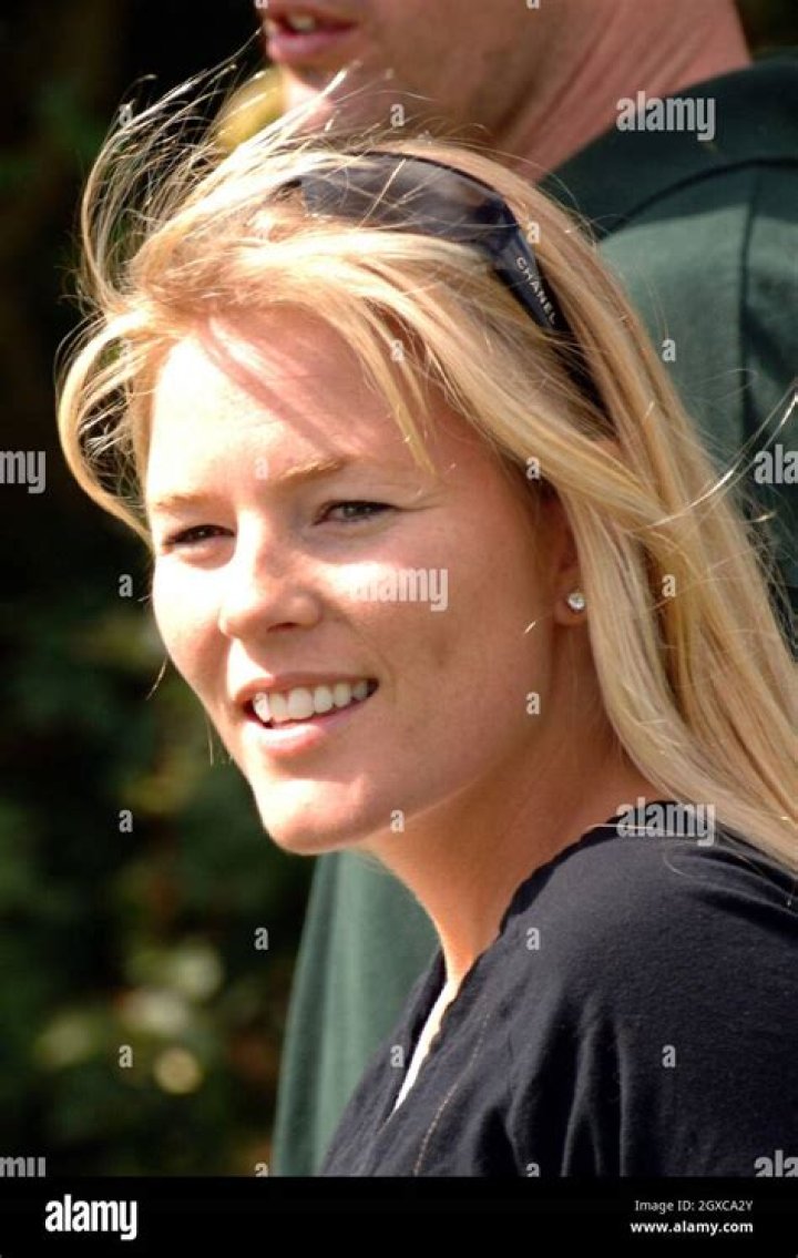 Who did Autumn Kelly marry?